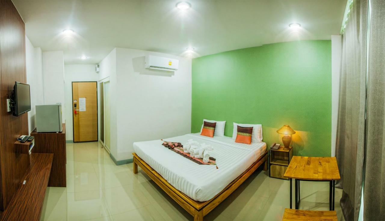 Km Hotel Chiang Mai Exterior foto
