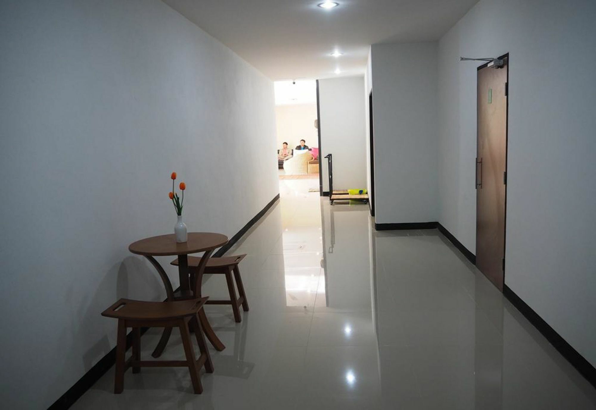 Km Hotel Chiang Mai Exterior foto