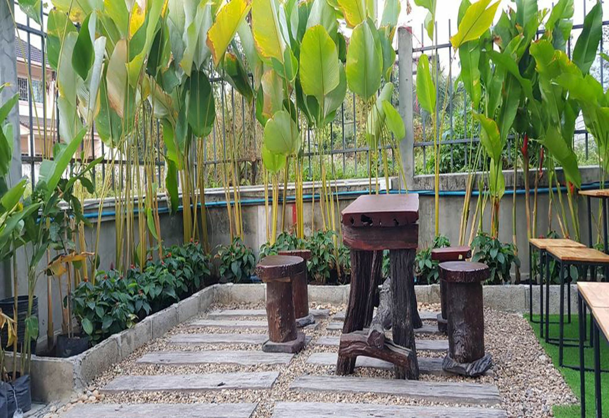 Km Hotel Chiang Mai Exterior foto